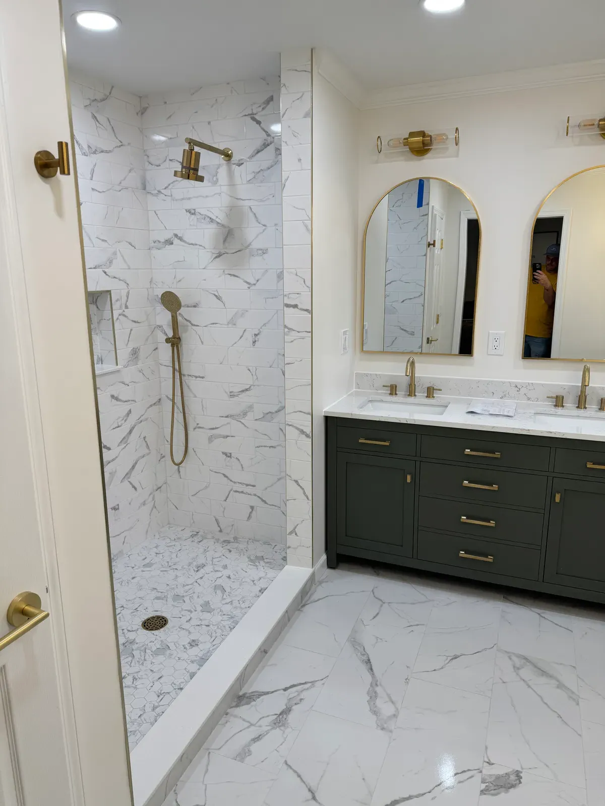 Brushed-Gold Vanity & Tile