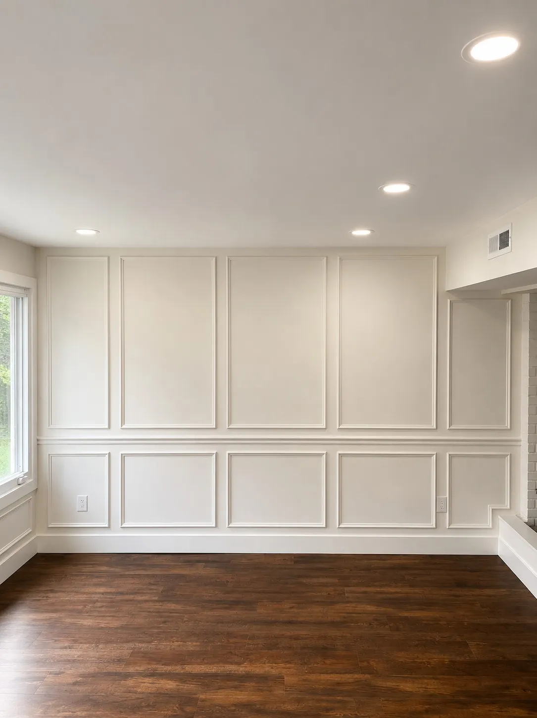 Living-Room Wall Molding